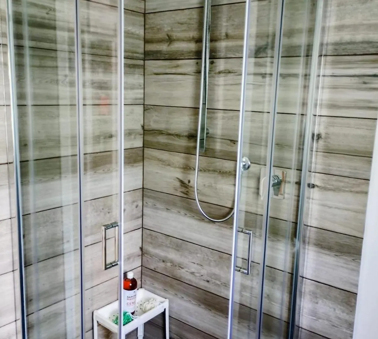 Seriola Apartment 살로